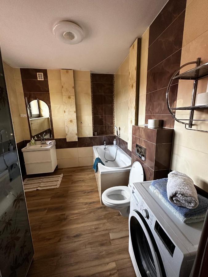 Apartament Airport グダニスク エクステリア 写真